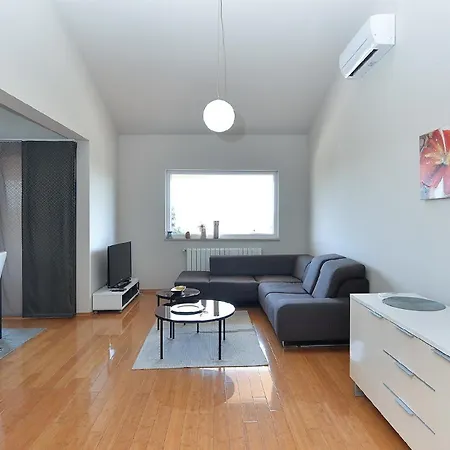 Apartment Fuer 5 Personen Ca 95 Qm In Banjole, Istrien Istrische Riviera